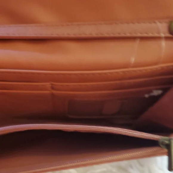 🍀New Universal Thread Pink Crossbody Bag - Picture 4 of 9